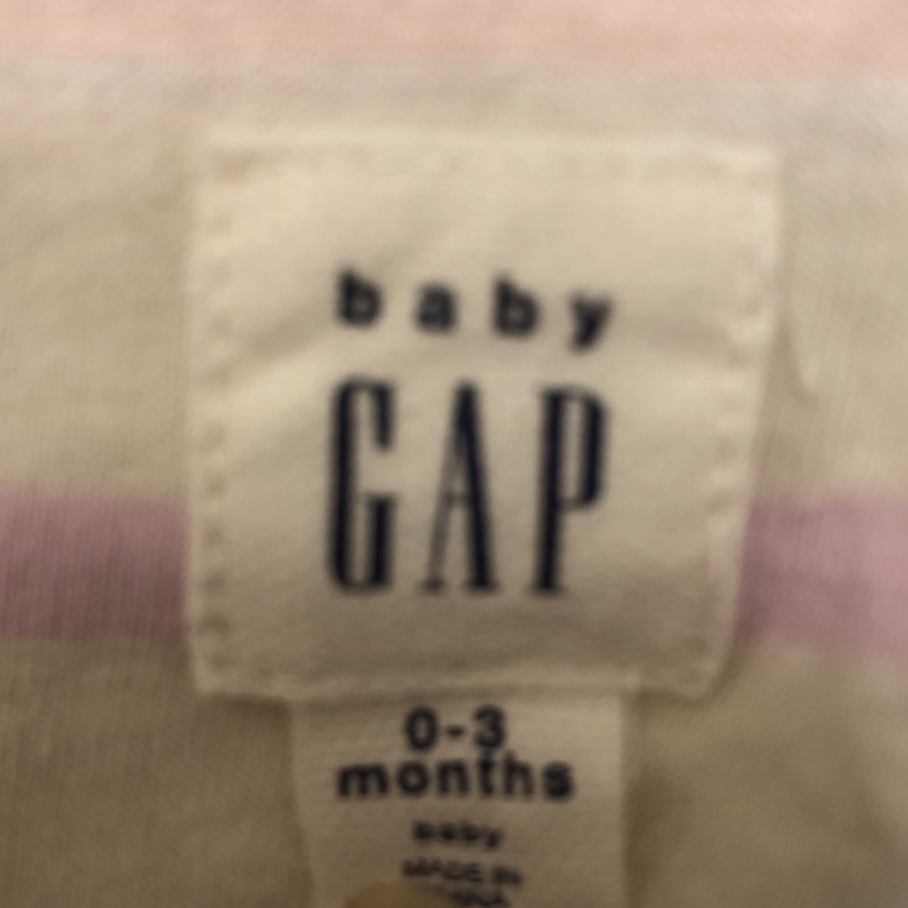 A infant Baby Gap zip up sweatshirt - Picture 4 of 4
